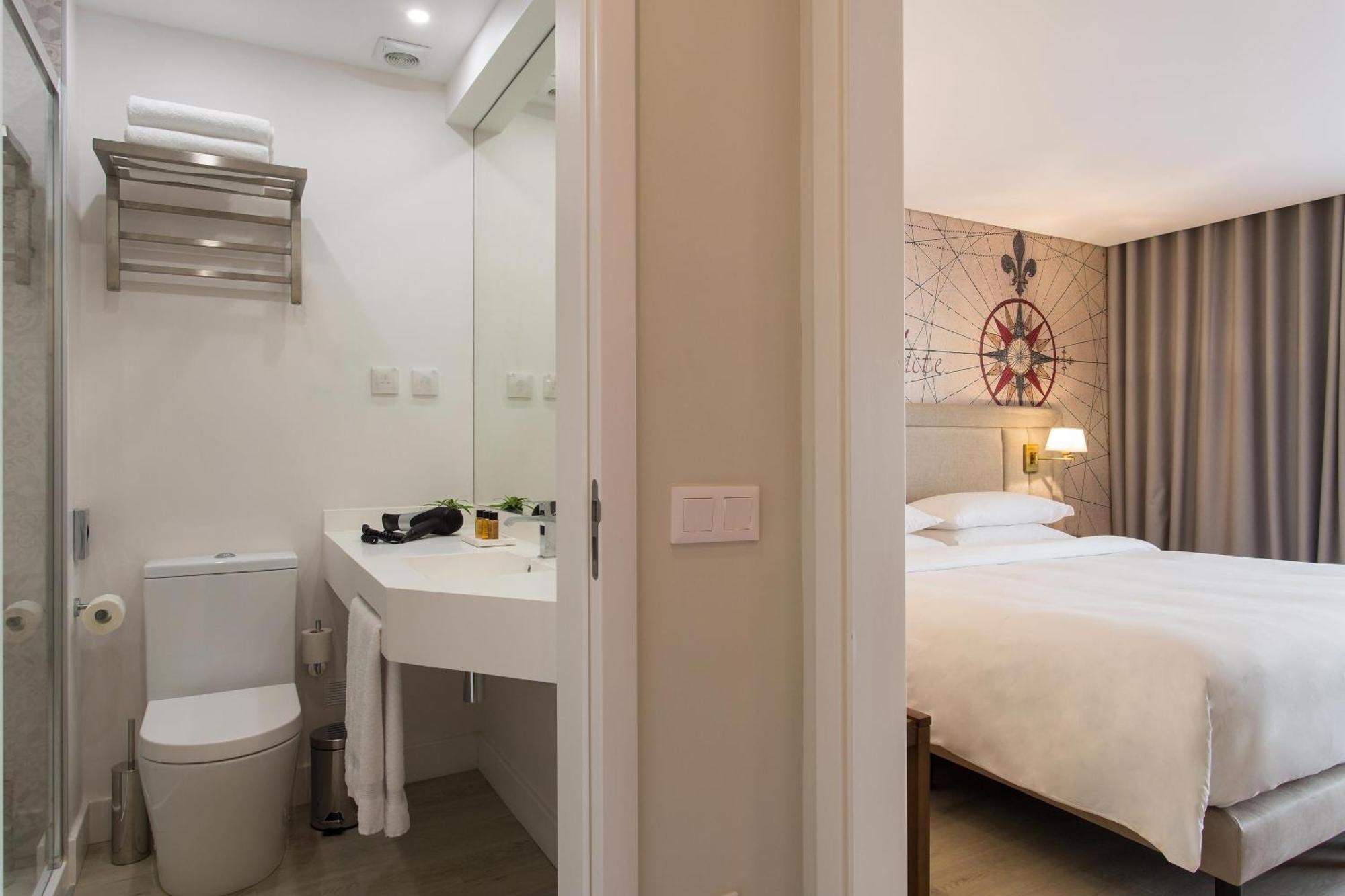 Four Points By Sheraton Hotel 4*